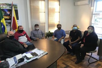 Prefeito reúne Secretários e ocupantes de cargos da Administração para a desincompatibilização visando as eleições em 2020