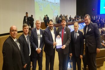 Prefeito de Imigrante participa de mobilização contra a extinção dos municípios