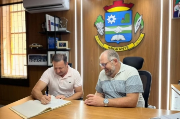 Vice-prefeito Fabiano Acadroli assume interinamente a Administração Municipal de Imigrante