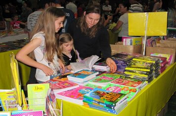 Comunidade prestigiou a Feira do Livro de Imigrante