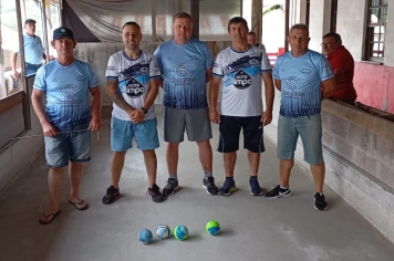 4º Torneio Municipal de Bocha de Imigrante tem disputas equilibradas na rodada de abertura