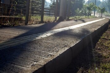 Moradores já utilizam caminhódromo em Imigrante