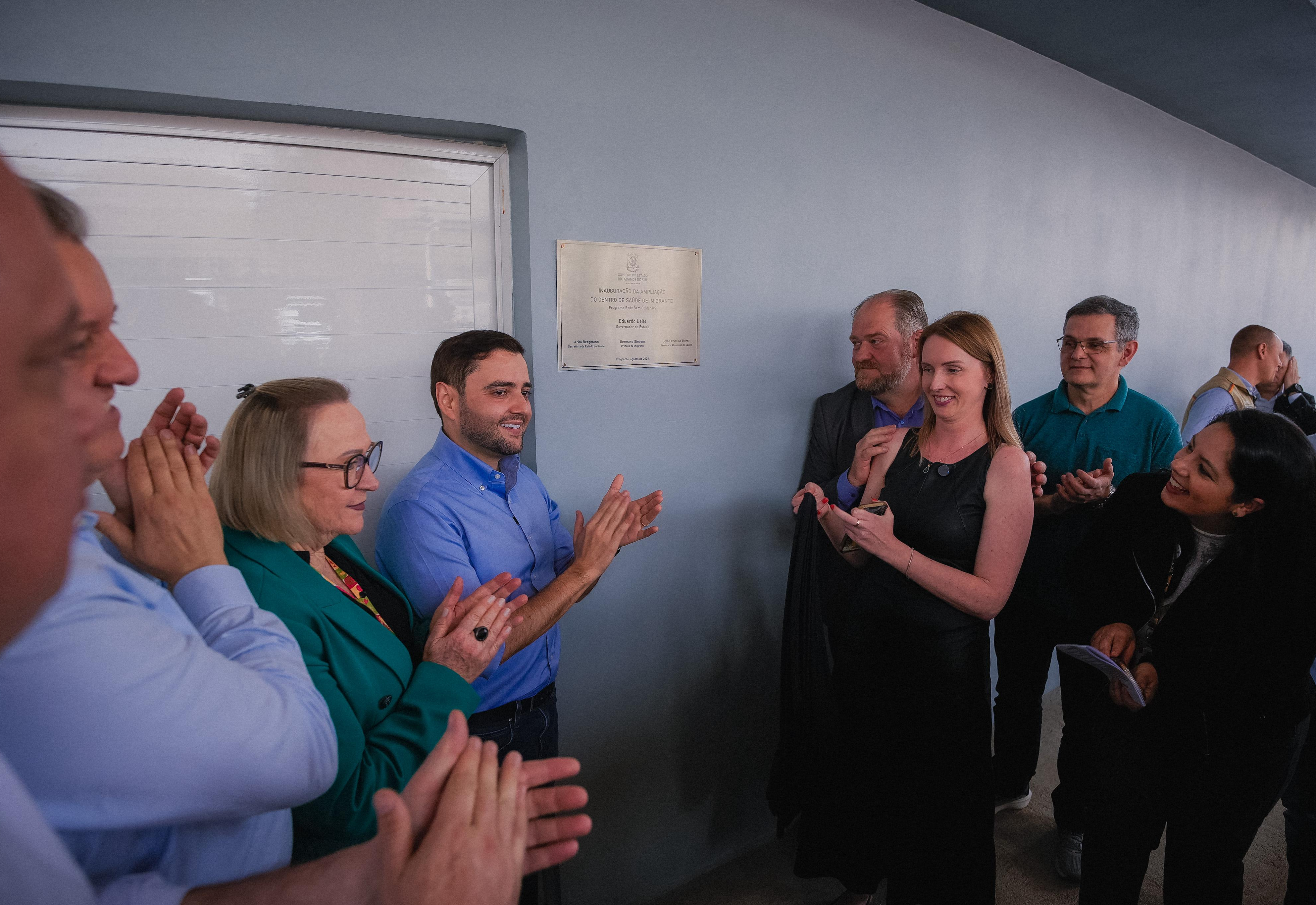 Imigrante inaugura ampliação do Centro de Saúde da Família com presença do vice-governador e da secretária estadual de Saúde