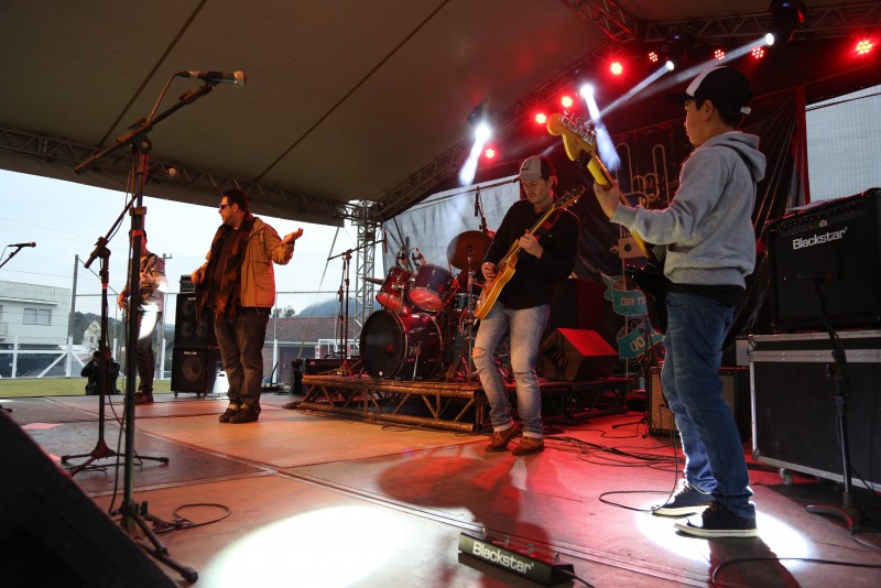 Rock uniu gerações em Imigrante