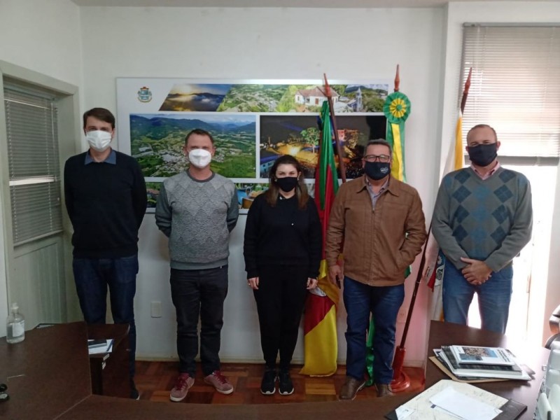 Amturvales visita Imigrante e realiza roteiro aos pontos turísticos