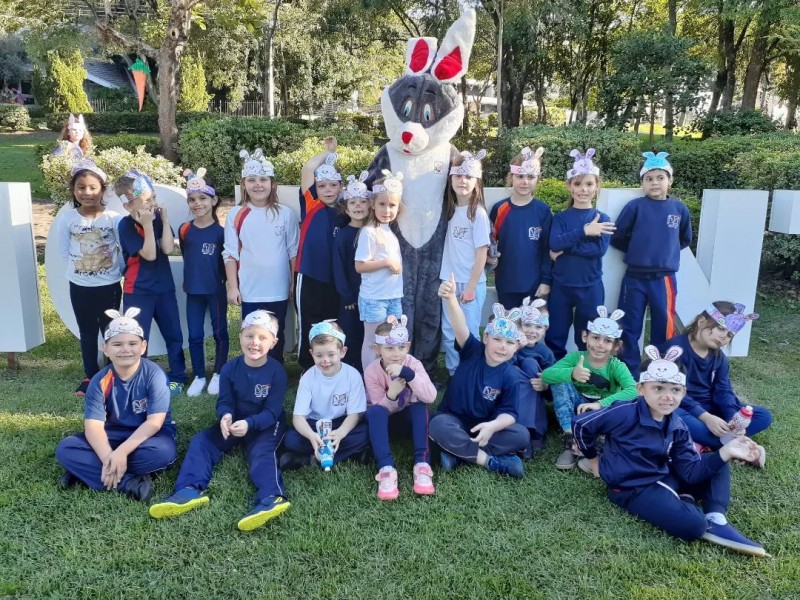 Alunos da Arco Íris realizam diversas atividades de Páscoa
