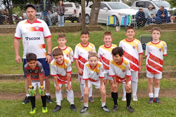 Escolinha de Imigrante avança para semifinais e finais do Torneio Lifuty Sicredi