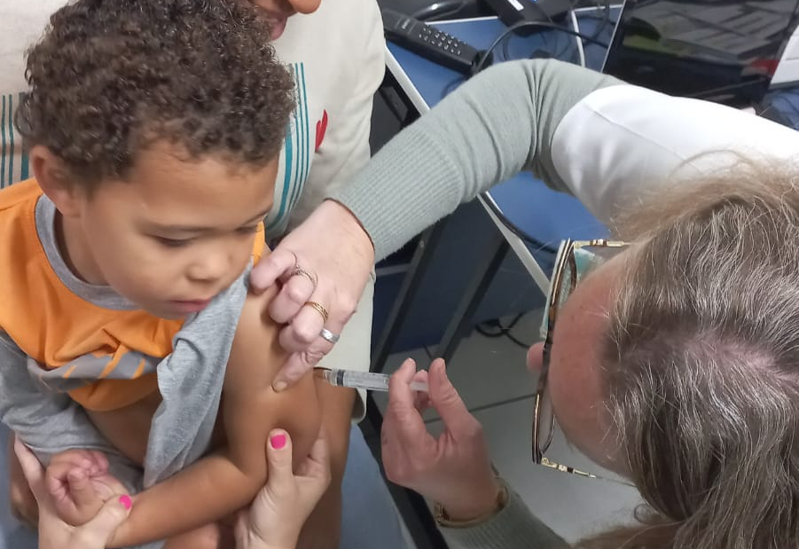 Imigrante realiza mais uma edição do Dia D de Multivacinação