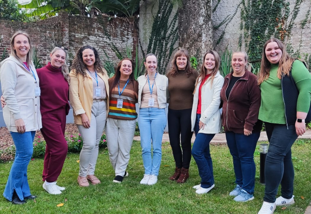 Professoras da Educação Infantil participam de encontros do LEEI para fortalecer práticas pedagógicas